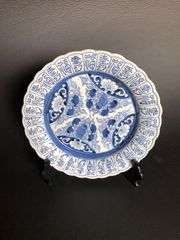 染付 古伊万里 中皿　福寿草花紋　骨董古美術　直径24.5cm (t71601)