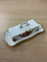 イギリス製　ロイヤルアルバート　陶器　バターケース イギリス製ロイヤルアルバート陶器バターケース