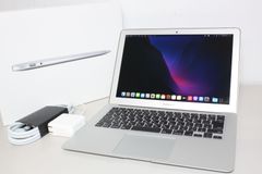 中古ノートパソコン 東芝dnabook V63/27M Windows11 中古ノートパソコン 東芝dnabook V63/27M Windows11+office 高