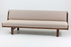 Hans J. Wegner（ハンス・J・ウェグナー） GE258 デイベッド（角脚） ダークオーク材 GETAMA（ゲタマ）製 デンマーク製 北欧ビンテージ家具/DK17508
