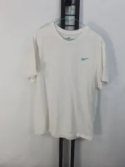 Nike(ナイキ） 半袖Tシャツ 立体的な スウッシュ 白 xxl