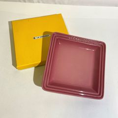 LE CREUSET ル・クルーゼ オリエンタルスクエアプレート 角皿 取り皿 ピンク系 ストーンウェア 耐熱 耐冷 食器 テーブルウェア