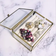 ガラスのリングピロー　ライトモカ(ベルベット生地)　クッションタイプ　マライカガラスケースL　手のひらサイズ　クッションタイプ