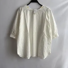 訳あり新品未使用タグ付き大きいサイズ3L白ホワイトブラウス花柄刺繍レース