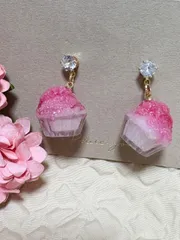 かき氷　ピアス　ミニチュア　苺　夏アクセ　可愛い ☆ミニチュア かき氷ピアス☆ ピアス（フック・チェーン） mi
