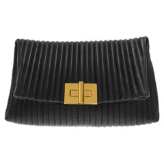 TOM FORD (トムフォード) キルティング ハンドバッグ クラッチバッグ ポーチ ブラックのサムネイル