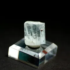 アクアマリン 【一点物】 原石 鉱物 天然石 パワーストーン(No. 1293)