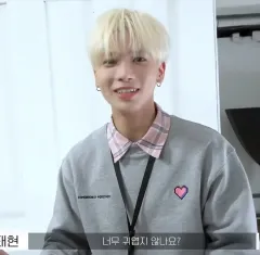 2025年最新】txt blue hour テヒョンの人気アイテム - メルカリ