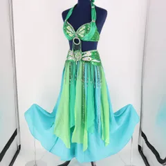 【ベリーダンス用 オリエンタル衣装】グリーン スパンコールラメ ビーズ 緑 水色 カラフル ラメ 煌びやか フリル レース かわいい 綺麗 きれいめ レディース トップス スカート ベルト セットアップ 上下セット おしゃれ 爽やか キラキラ ふんわり