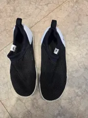 NIKE(ナイキ) アクア 小嚢 190 ブラック メッシュ スリッポン