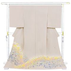 ※店舗改装後【古典新作フェア】仕立無料☆石川県指定無形文化財技術保存会会員中町博志先生工芸四季の菊、紫陽花文色留袖10012175