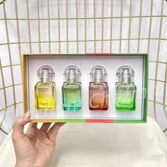 2024年最新】香水4mlの人気アイテム - メルカリ