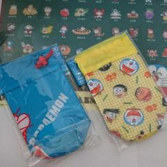 ☆今ならドラえもんビニbagついてくる！500ml保冷ペットホルダー☆2色