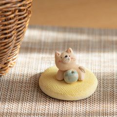 瀬戸焼　ネンネ柴犬/猫香立 手作り ネコ　ねこ 可愛い アロマ お香 癒やし 雑貨 おしゃれ 飾り 玄関飾り 開運インテリア ギフト プレゼント 贈り物