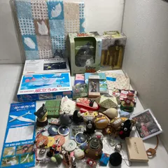 ★ スタジオジブリ  グッズ まとめ 大量 約60点 まとめ商品 トトロがガオー、プラモデル、首振り人形、タオルハンカチ、缶バッジなど