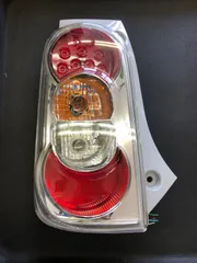 ダイハツ　ミラココア　純正テールランプ　クリアテール　後期　中古品 ダイハツ(純正) LEDクリアテールランプ のパーツレビュー