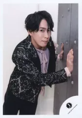 【中古】生写真(ジャニーズ) Snow Man/宮舘涼太/膝上/「滝沢歌舞伎ZERO FINAL」グッズオフショット/公式生写真