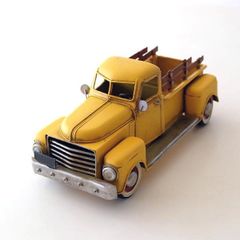 レトロ ブリキ製 レッカー車 置物 - メルカリ