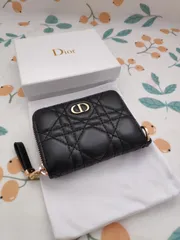 2024年最新】dior コインケースの人気アイテム - メルカリ