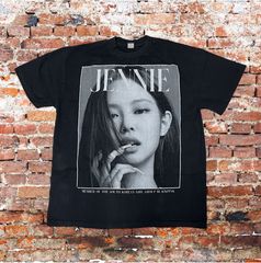 BLACK PINK ブラックピンク　JENNIE ジェニー　Tシャツ