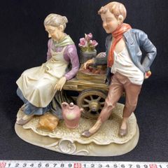 彫刻家ボゼット作】【磁器人形】 - メルカリ