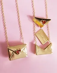 2025年最新】ロケットペンダント k18の人気アイテム - メルカリ