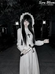 新品・未使用】幾何学模様がオシャレなフリルスカートの