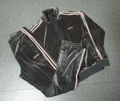 2025年最新】nerdy セットアップ ベロアの人気アイテム - メルカリ