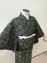 裄長め 単衣 スモーキーな色が可愛い単衣の紬 - メルカリ