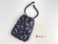 新作‼︎  和柄巾着袋(大)　高級金襴…紺の鳳凰《送料無料》