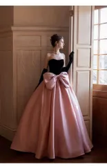 ビックリボンが可愛いドレス　お色直しや前撮り用にも☆ 手袋とパニエ付き♪