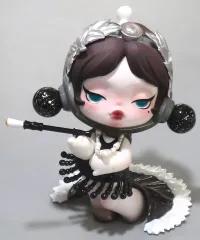 POPMART SPOTLIGHT デフォルメフィギュア 2体セット｜POPMART