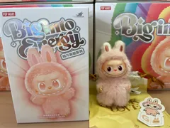 【正規品・新品未使用】イニシャル［G］ラブブ　LABUBU Biginto Energy PIN FOR LOVE 2個セット