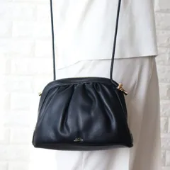 アーペーセー A.P.C. APC ショルダーバッグ レディース ブラック 黒 Ninon PUAAT F61791 LZZ