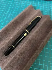 訳あり 未使用品 MONTBLANC 万年筆CLASSIC 14K '80s 箱 132880 Montblanc Meisterst?ck Classique, Blue Resin Coated Pen