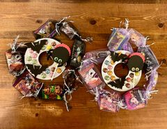 ハンドメイド♡♡ハロウィンにも♡♡キャンディツイン ブラックパープル ハロウィン☆キャンディーレイ☆ブラック＆パープル 2本セット - メルカリ