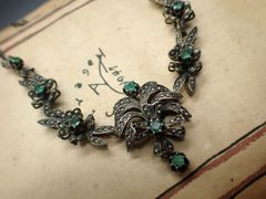 ヴィンテージ　DYNASTY　シルバーXエメラルド　マーカサイトネックレス
