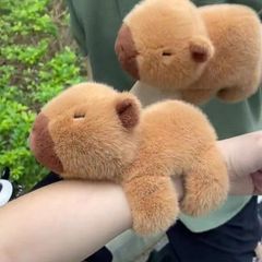 [동영상 있음] SNS 대인기 귀여운 카피바라 씨 완찬 봉제 인형 키 체인 인형 장난감 재미있는 인형 입상 크리스마스 선물 아이 장난감 크리스마스 선물 생일 선물