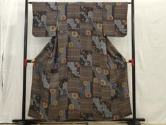 平和屋本店□極上 紬 色無地 卵色地 逸品 未使用 CYAA2104s5 - メルカリ 