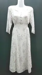 ◇ BE RADIANCE Vネック 花柄 総柄 バックウエストゴム 長袖 ロング ワンピース サイズS ホワイト レディース E 【1310130014013】