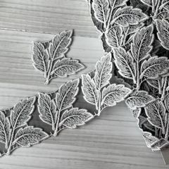 刺繍レース　黒ホワイト　幅5.1cm　葉っぱ柄 1m　高品質な日本製57106