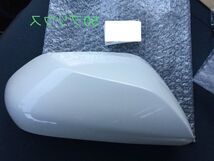 ☆ 各カラー対応OK 新品 純正品 トヨタ プリウス ZVW50 51 55 PHV 52 右ドアミラーカバー 070 ホワイトパールクリスタルシャイン