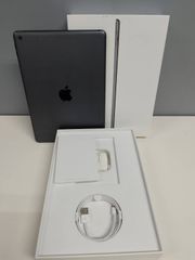 極美品】Apple iPad 第8世代 128GB スペースグレイ - メルカリ