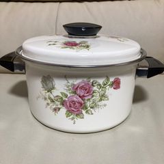 【本日限定価格】ホーロー鍋　両手鍋　レトロポップ　花柄　琺瑯