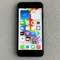 【933668】iPhone SE (第2世代)  ブラック 64GB / SIMロック解除済 / 傷あり