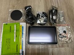 【美品】Panasonic　SSDポータブルカーナビゲーション　Gorilla　CN-G1000VD