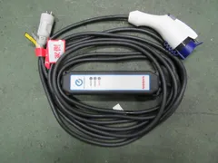 美品　最新型番　日産リーフ充電ケーブル　 6WX0A 604 美品 最新型番 日産リーフ充電ケーブル 6WX0A 604 - メルカリ