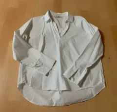 白シャツ