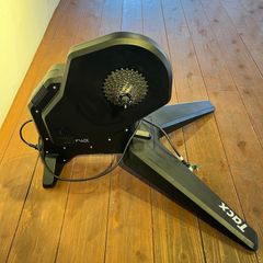 【USED美品】 Tacx FLUX S Smart GARMIN タックス フラックス スマートトレーナー ローラー台 ロードバイク スマトレ スプロケット付 【送料無料】