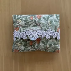 ポケットティッシュペーパーカバー/ウィリアムモリス「メドウ　アービュタス」使用